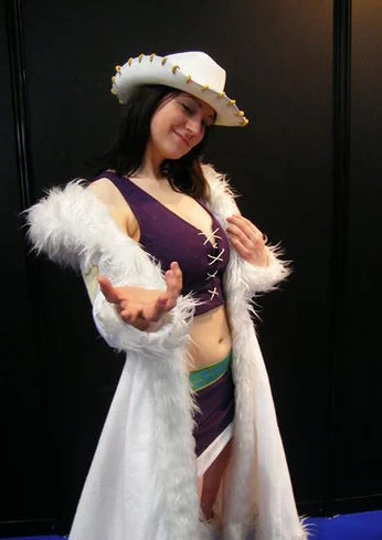 Cosplay-Cover: Nico Robin - Miss Bloody Sunday