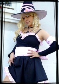 Cosplay-Cover: Fullmoon - Witch