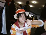 Cosplay-Cover: Ruffy mit Namis Winterdrummjacke