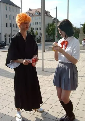 Cosplay-Cover: Kuchiki Rukia [Schuluniform]