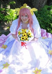 Cosplay-Cover: Wedding Peach