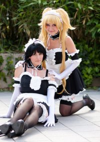 Cosplay-Cover: Izumi Sawatari - Maiddress