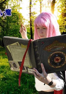 Cosplay-Cover: Louise le Blanc de la Vallerie