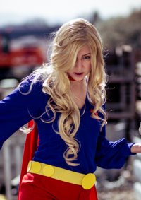 Cosplay-Cover: Supergirl 70s