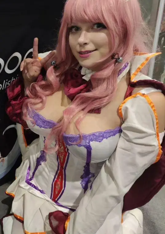 Cosplay-Cover: Flare