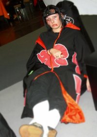 Cosplay-Cover: Bloody Blind Itachi