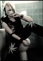 Cosplay-Cover: Reita -Disorder 2009