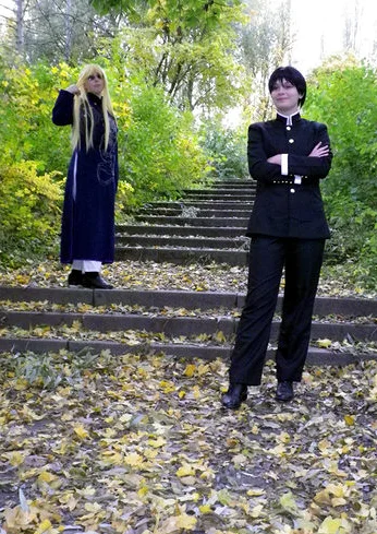 Cosplay-Cover: Saralegui (Dark Outfit)