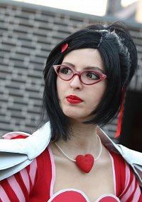 Cosplay-Cover: Heartseeker Vayne