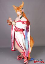 Cosplay-Cover: Miko