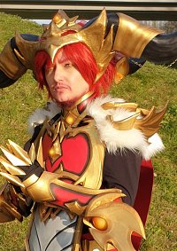 Cosplay-Cover: Alexstrasza ♂ [incomplete] (Dragonflight)