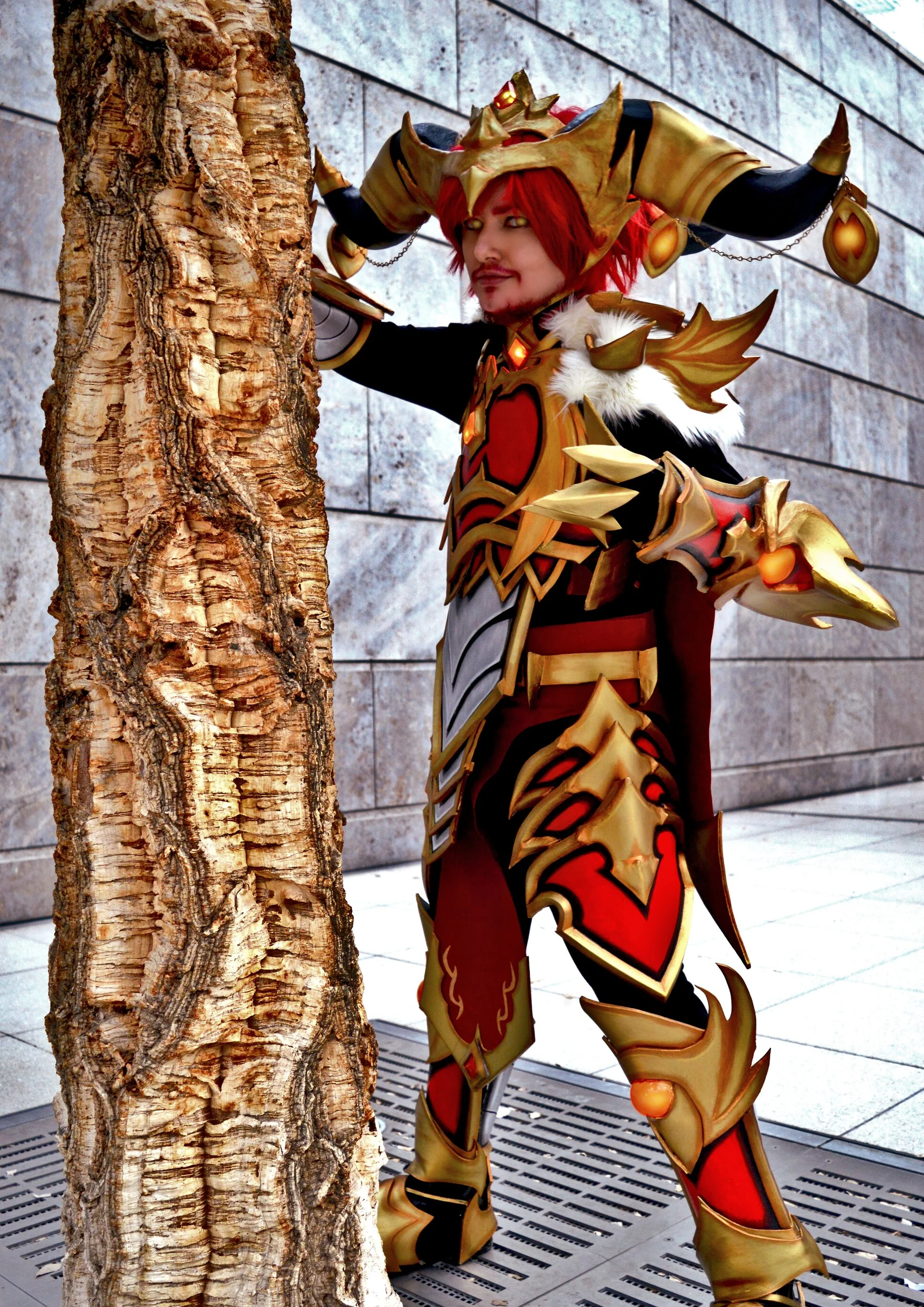 Cosplay-Cover: Alexstrasza ♂ (Dragonflight)