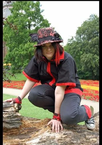 Cosplay-Cover: Kain (Mad Hatter/Yang)