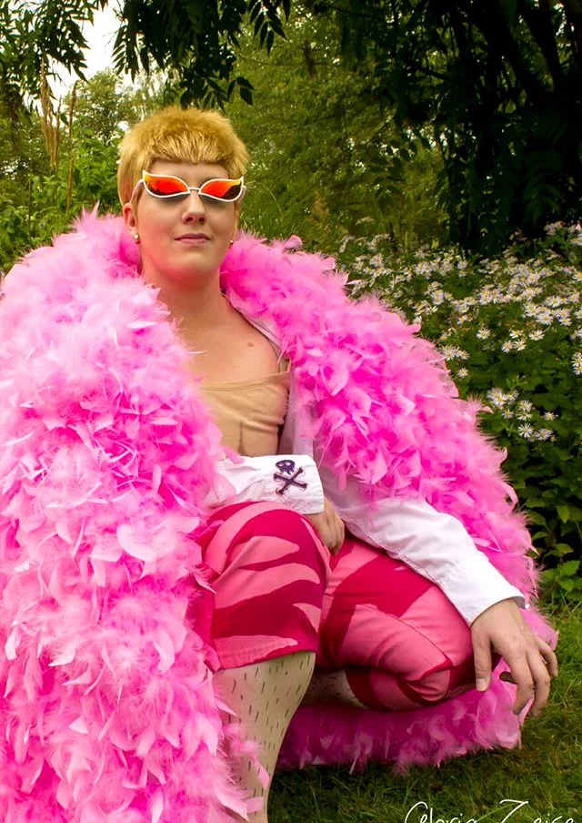 Cosplay-Cover: Donquixote Doflamingo (Dressrosa)