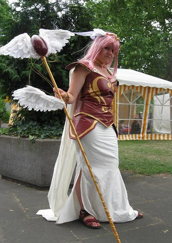 Cosplay-Cover: Selecau (Kampfengel)
