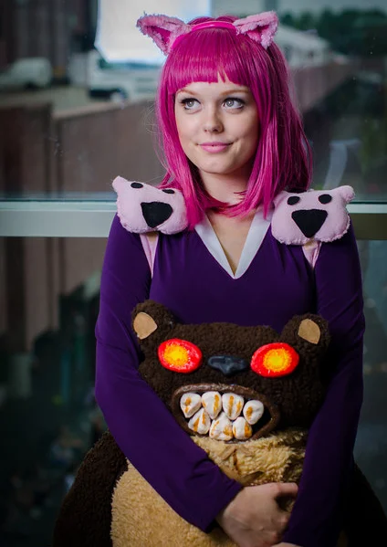 Cosplay-Cover: Annie - The dark child