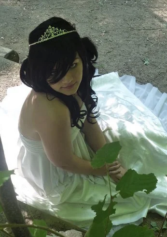 Cosplay-Cover: Ciel Brautkleid