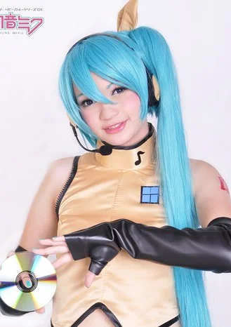 Cosplay-Cover: Hatsune Miku [Modern Sleek]