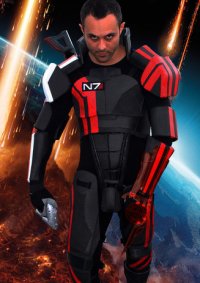 Cosplay-Cover: Commander Shepard