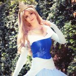 Cosplay: Aurora (blue dress)