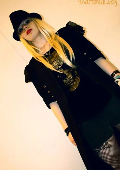 Cosplay-Cover: Orianthi Panagaris (Alice Cooper Band)