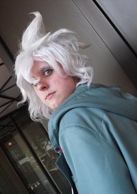 Cosplay-Cover: Nagito Komaeda [SDR 2 Endgame Spoilers]