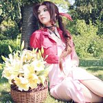 Cosplay: Aerith Gainsborough