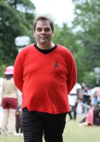 Cosplay-Cover: Technical Leutnant (Redshirt)