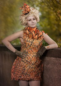 Cosplay-Cover: Effie Trinket (Butterfly Dress)