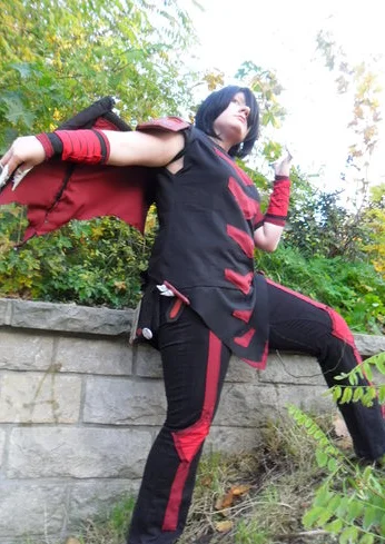 Cosplay-Cover: Rotdrachen-Erzunterweltler