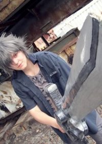 Cosplay-Cover: Noctis ( zweite Game Version )