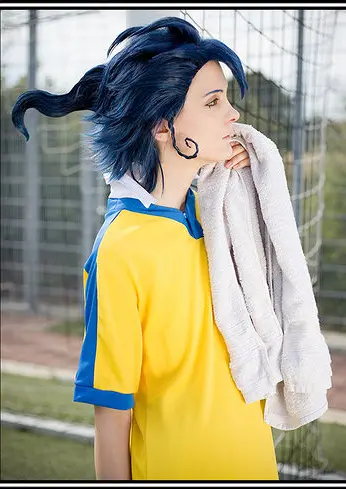 Cosplay-Cover: Tsurugi Kyousuke (Raimon Trikot)