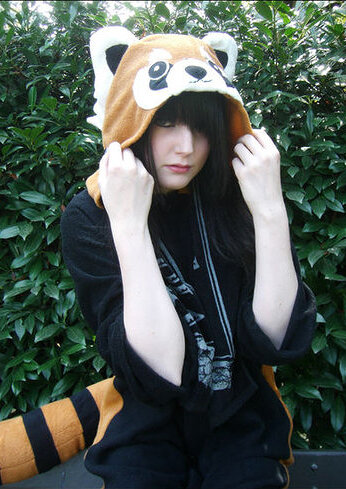 Cosplay-Cover: Giru- Roter Panda Kigurumi