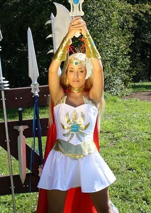 Cosplay-Cover: She-Ra (She-Ra: Princess of Power)