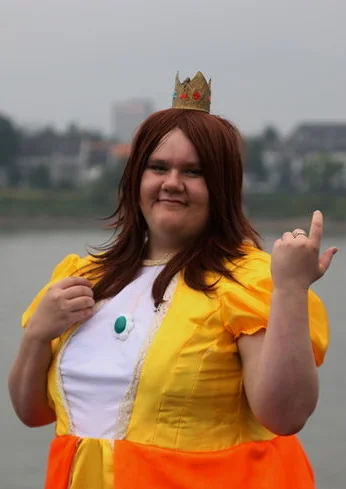 Cosplay-Cover: Prinzessin Daisy
