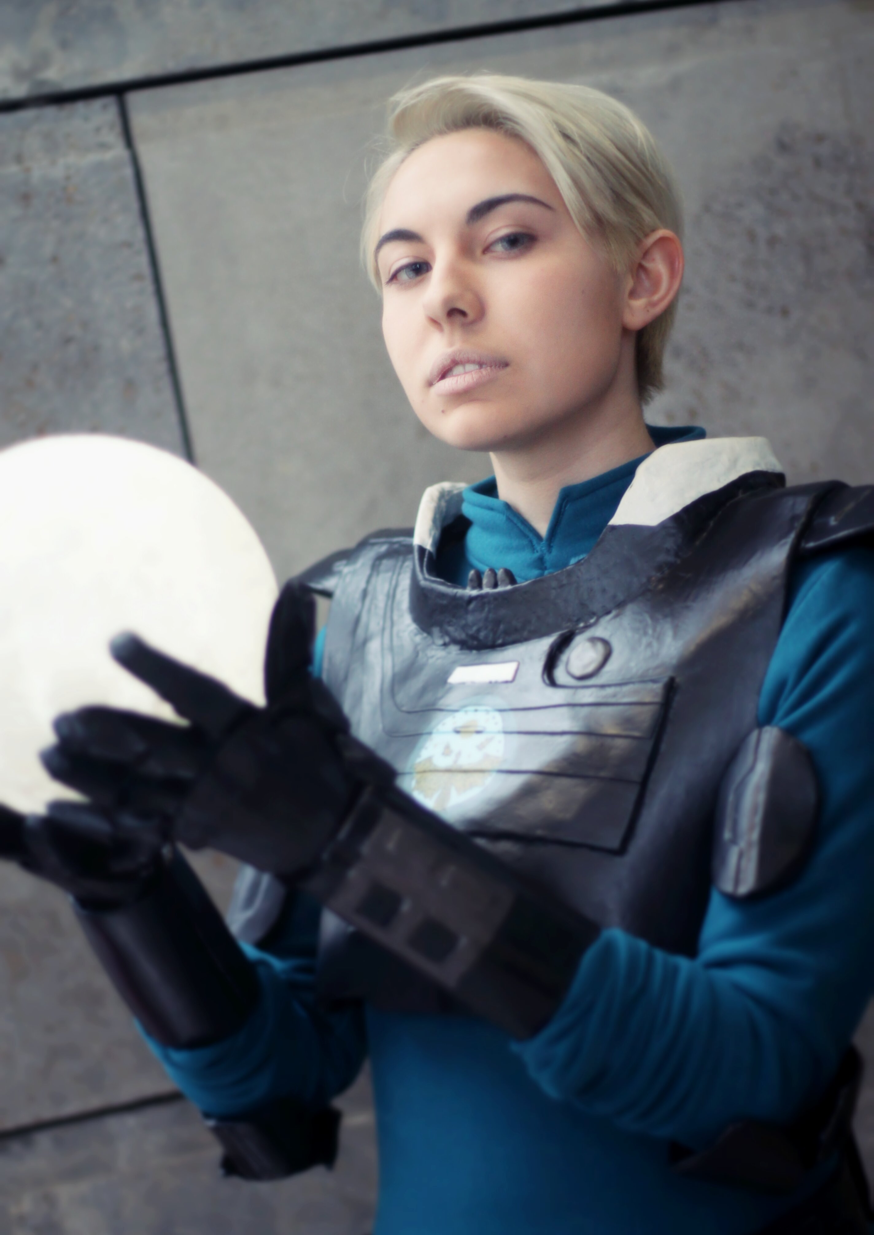 Cosplay-Cover: David 8 (Spacesuit)