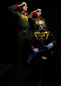 Cosplay-Cover: Gihren Zabi