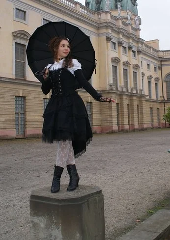 Cosplay-Cover: Porzellanpuppe  