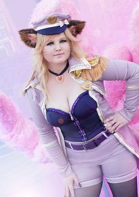 Cosplay-Cover: Ahri - Popstar