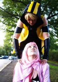 Cosplay-Cover: Bumblebee [eigen]