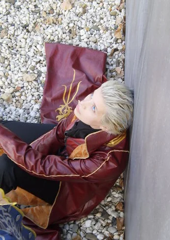 Cosplay-Cover: Vergil challenge Reddress [SE]