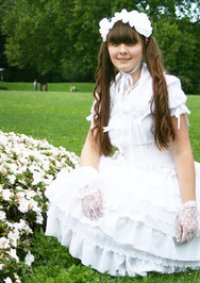 Cosplay-Cover: Superfrill Shiro-Lolita