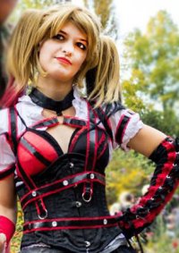 Cosplay-Cover: Harley Quinn || Arkham Knight