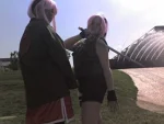 Cosplay-Cover: Sakura mit Tsunades Jacke
