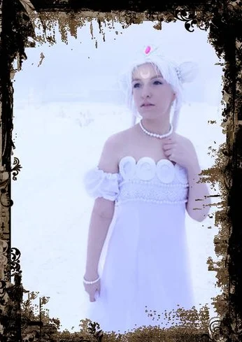 Cosplay-Cover: Neo Queen Serenity *alte Version*