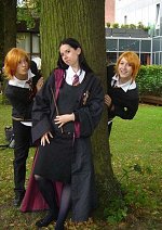 Cosplay-Cover: Gryffindor Schülerin