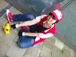 Cosplay-Cover: Pokémon Trainer Rot