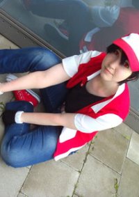 Cosplay-Cover: Pokémon Trainer Rot