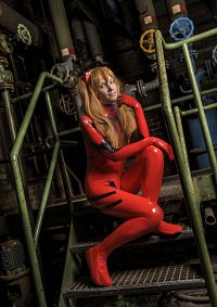 Cosplay-Cover: Asuka Soryu Langley [Suit]