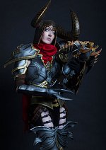 Cosplay-Cover: Demon Hunter